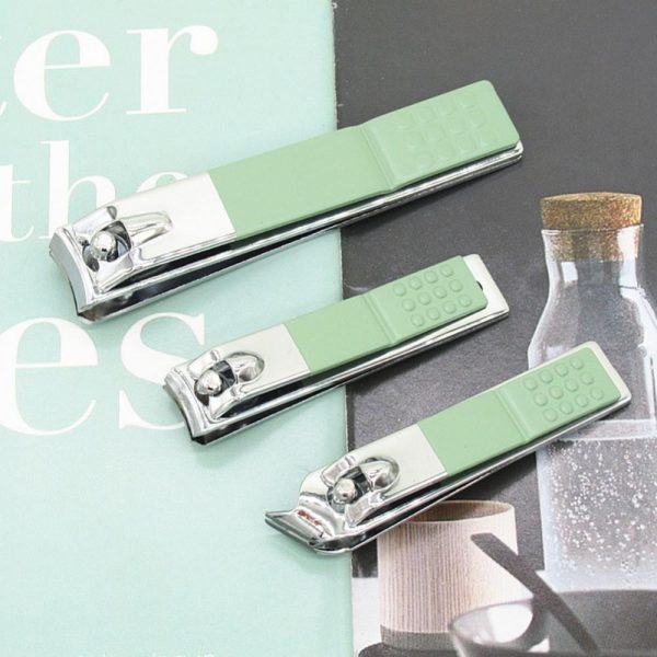 16-in-1 Nail Care Kit – Manicure & Pedicure Set with Case